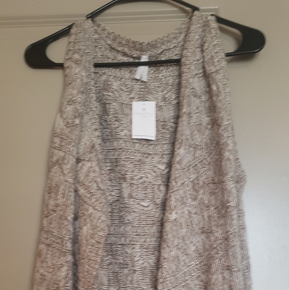 Knit vest